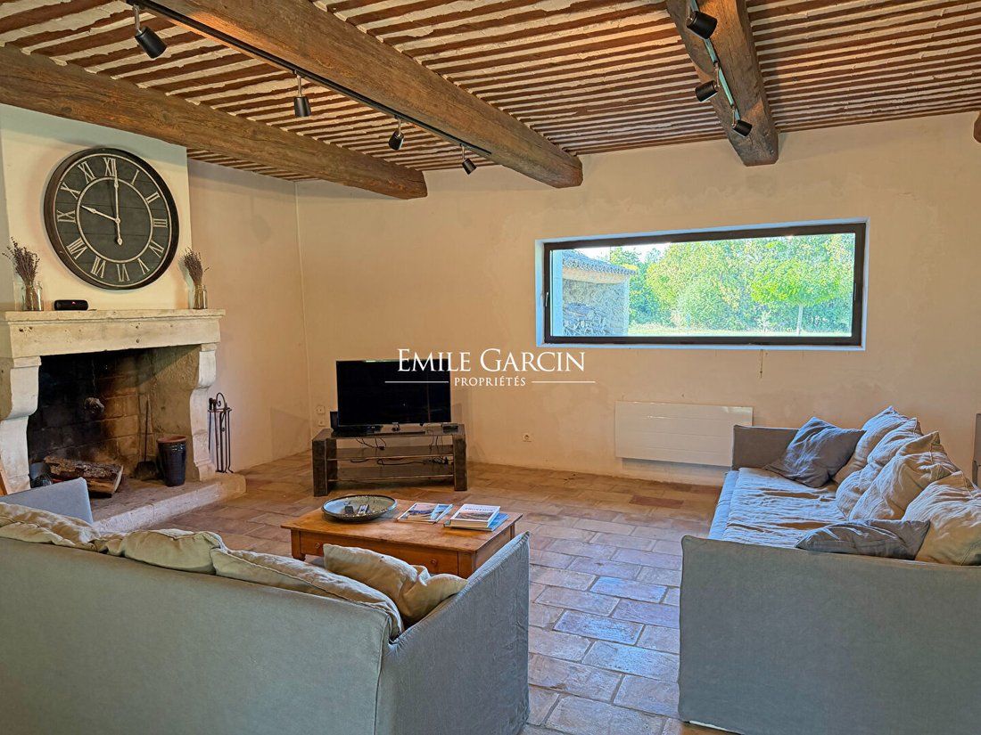 Villa in Taillades, Provence-Alpes-Côte d'Azur, France 4 - 18822184