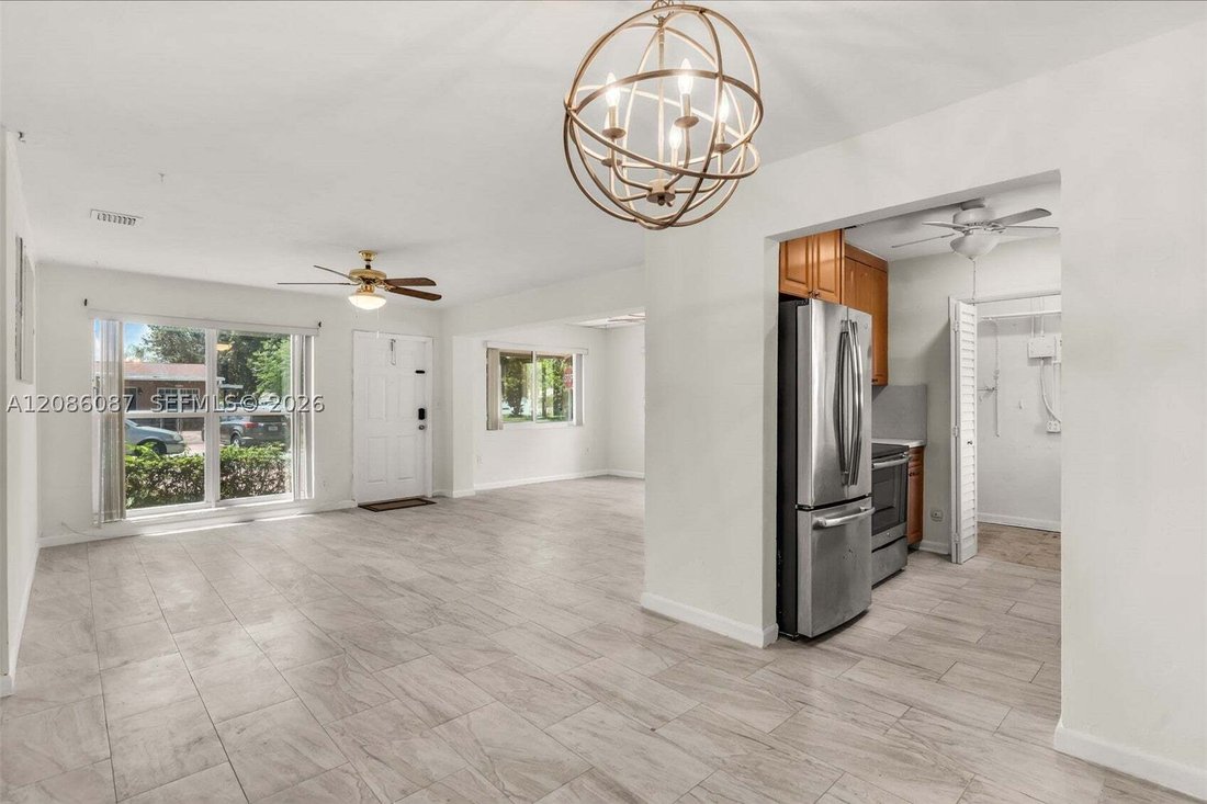 Casa a Pembroke Pines, Florida, Stati Uniti 4 - 18824303