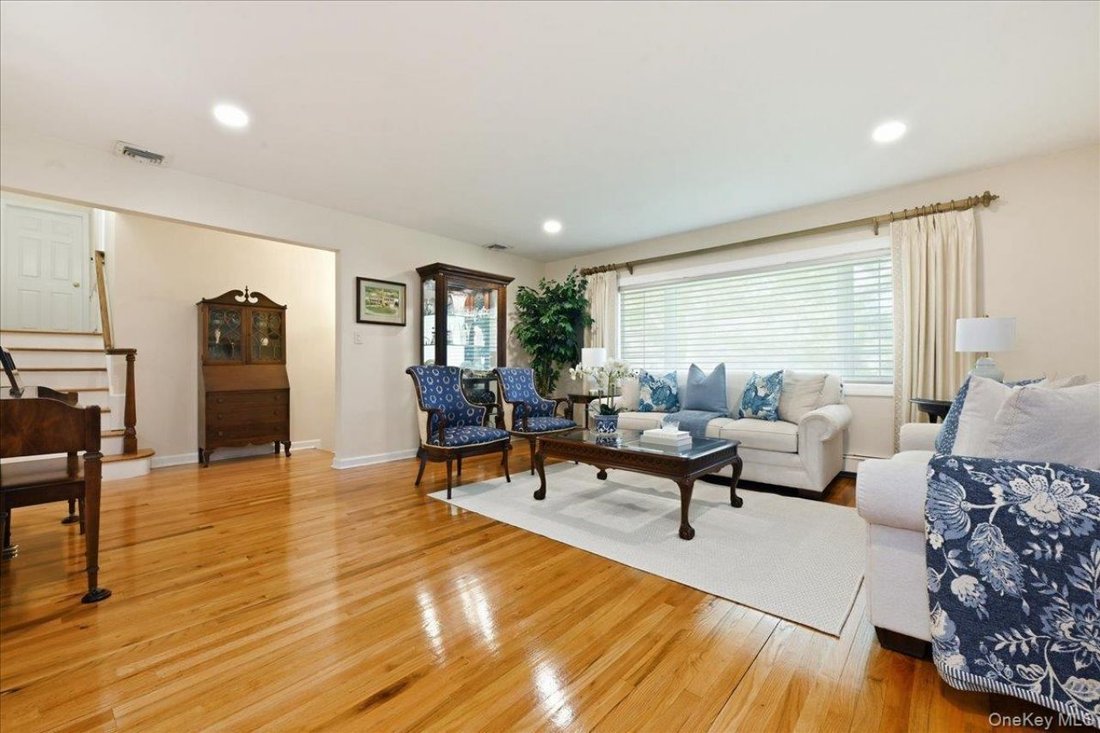 Casa en Garden City, Nueva York, Estados Unidos 4 - 18825692