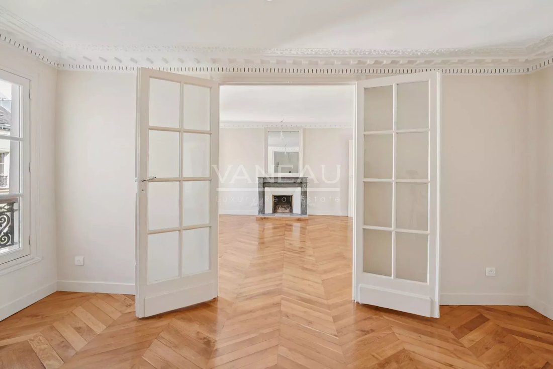 Appartement à Saint Thomas d'Aquin, Paris 7e Arrondissement, Paris 2 - 16255219