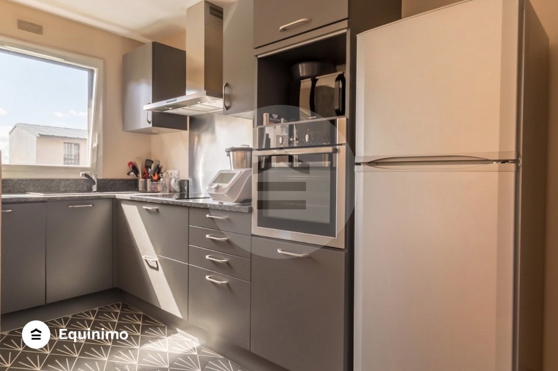 Apartamento en Puteaux, Isla de Francia, Francia 3 - 18824870