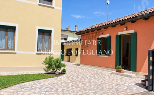 Villa en San Zeno, Treviso, Italia 1