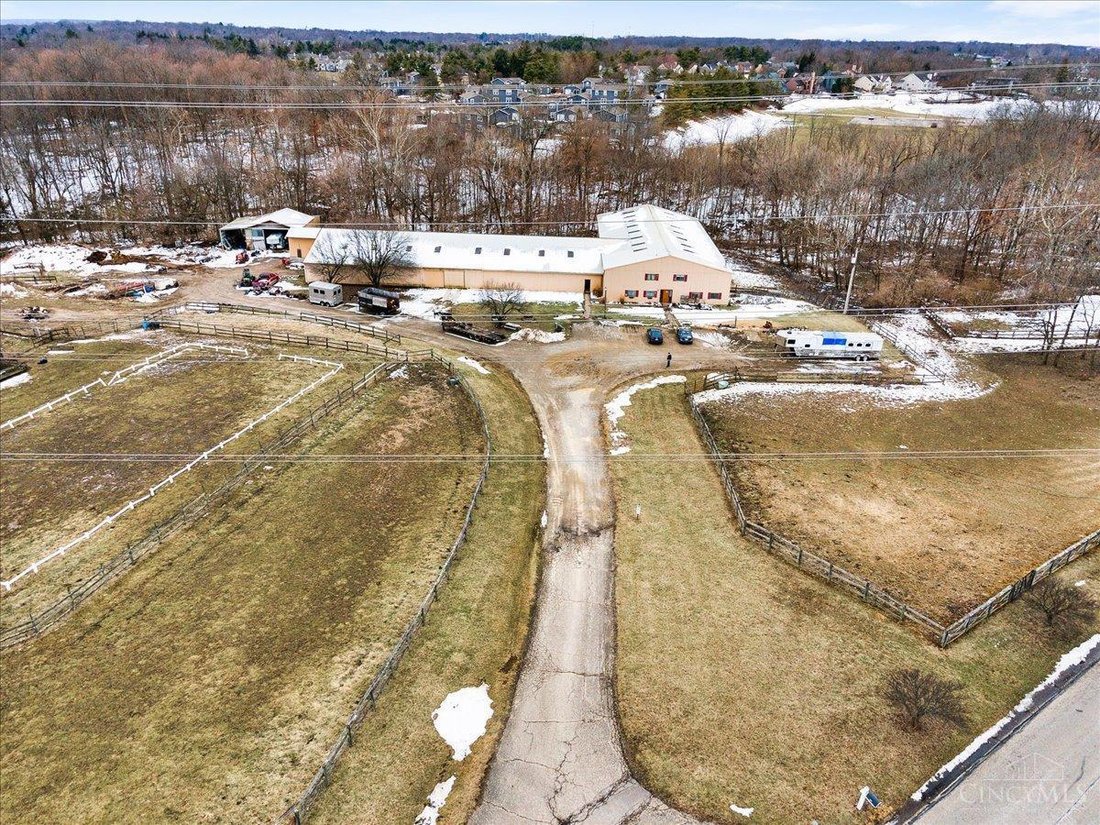 Farm Ranch in Maineville, Ohio, United States 1 - 18822865