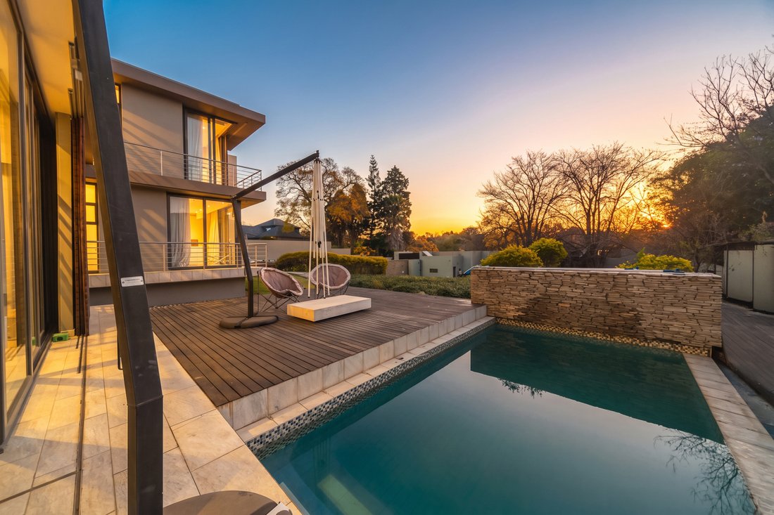 Casa a Hurlingham, Sandhurst, Gauteng 2 - 18825192