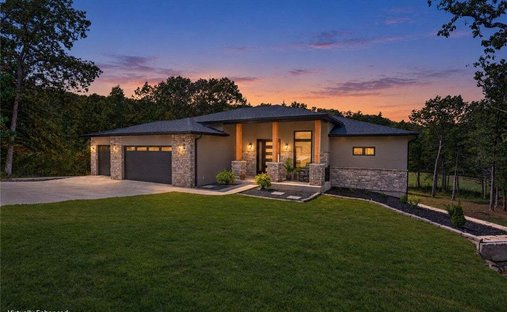 House in Camdenton, Missouri, United States 1