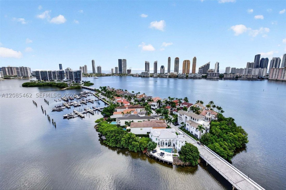 Eigentumswohnung in Golden Beach, Florida, Vereinigte Staaten 1 - 18823381