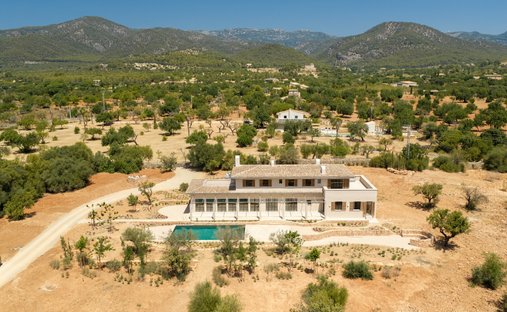 Finca in Santa Maria del Cami, Balearic Islands, Spain 1