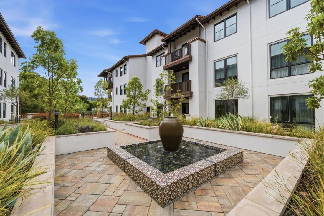 Condo in San Carlos, California, United States 1 - 18826504