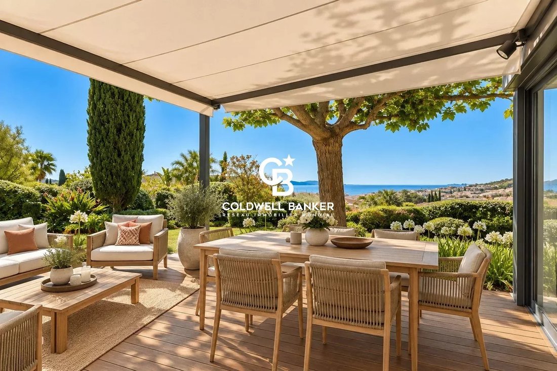Villa a Carqueiranne, Provenza-Alpi-Costa Azzurra, Francia 1 - 17760414