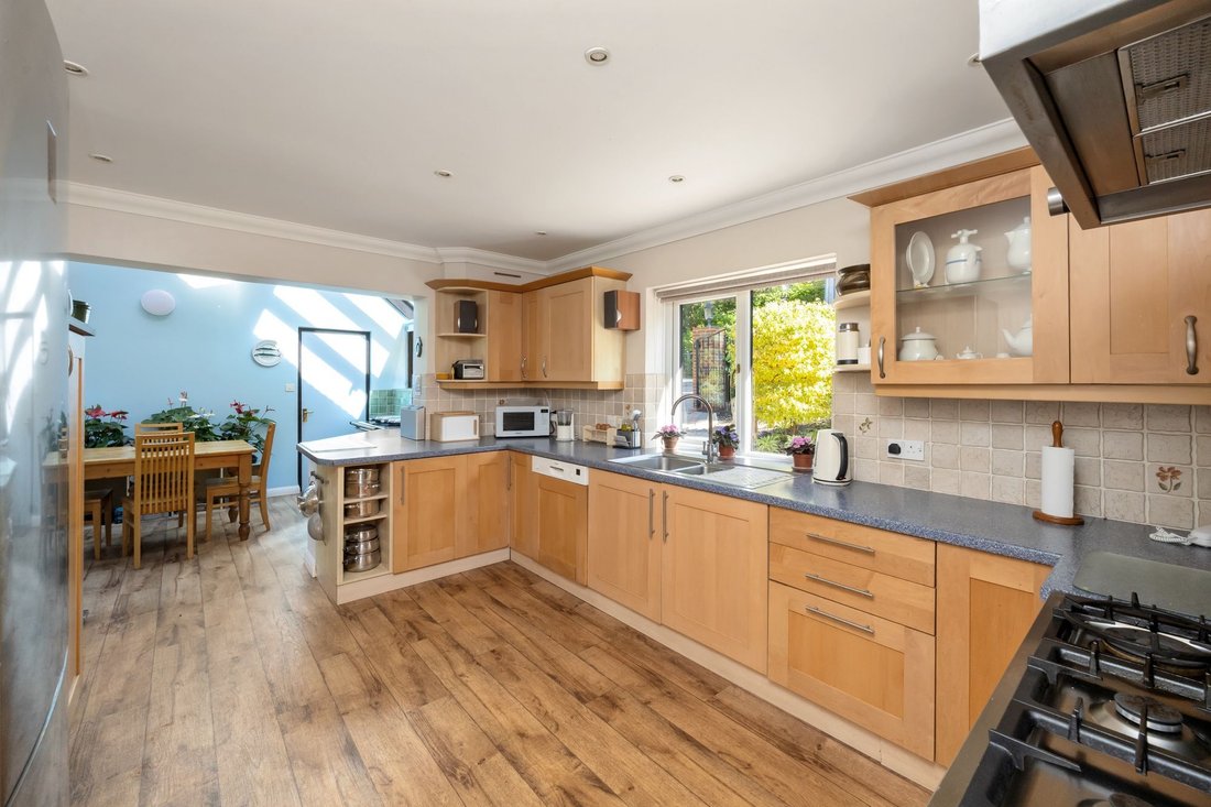 House in Storrington, England 2 - 18821944