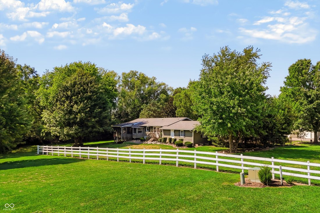 House in Carmel, Indiana, United States 3 - 18822199