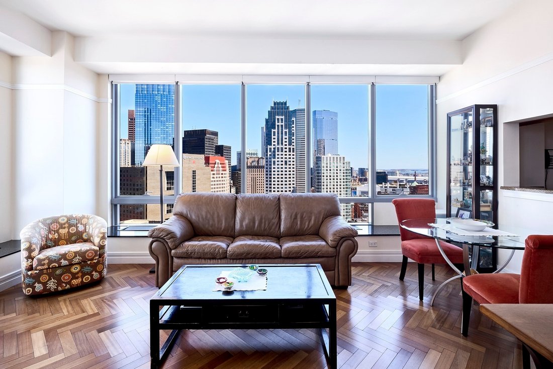 Condo in Boston, Massachusetts, United States 1 - 18824679