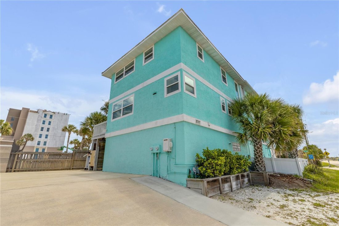 Maison à New Smyrna Beach, Floride, États-Unis 1 - 18824084
