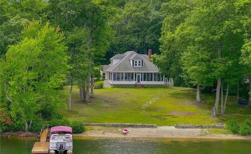 House in Smithfield, Rhode Island, United States 1