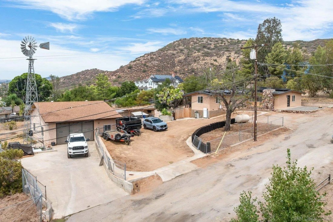 House in El Cajon, California, United States 4 - 18824218
