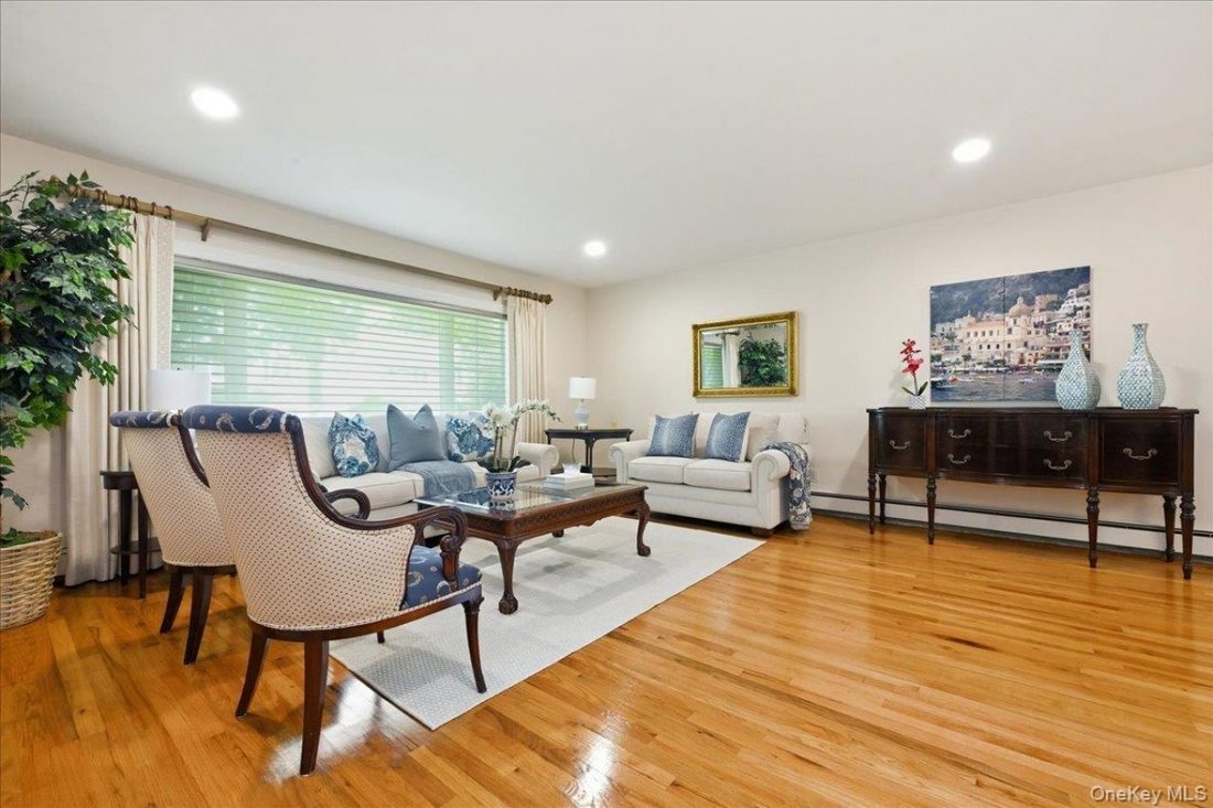 Casa en Garden City, Nueva York, Estados Unidos 2 - 18825692