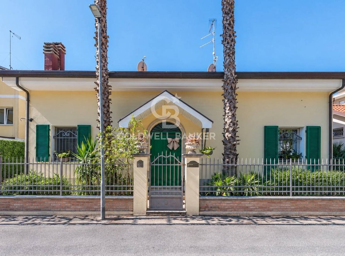 Villa à Centro-Abissina, Riccione, Émilie-Romagne 1 - 18825673