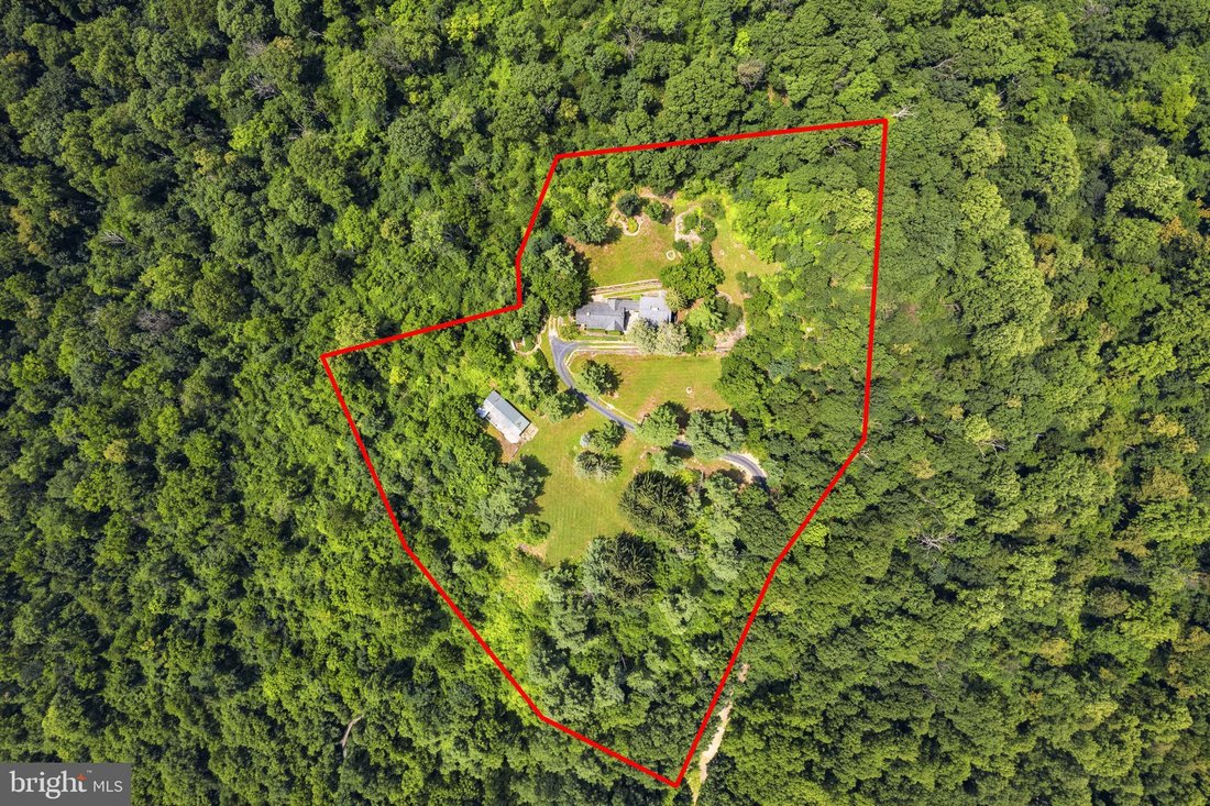 Casa a Markham, Virginia, Stati Uniti 2 - 18822584