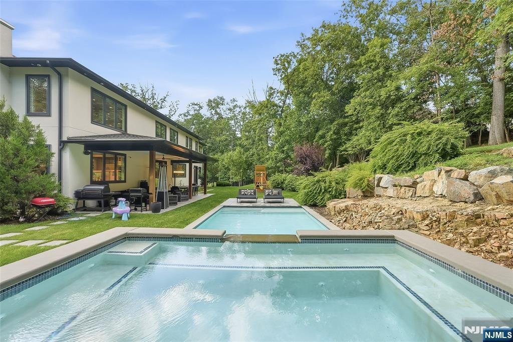 House in Cresskill, New Jersey, United States 2 - 18823704