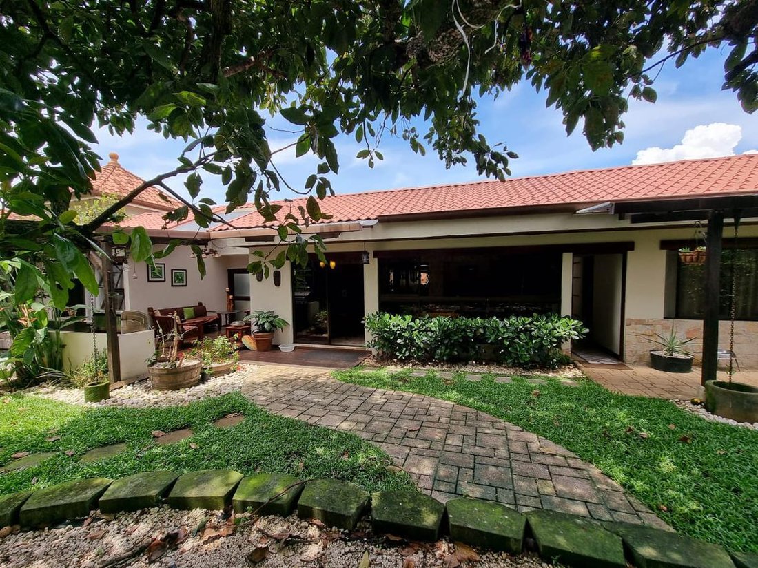 Casa en San Rafael, San José, Costa Rica 1 - 18822024