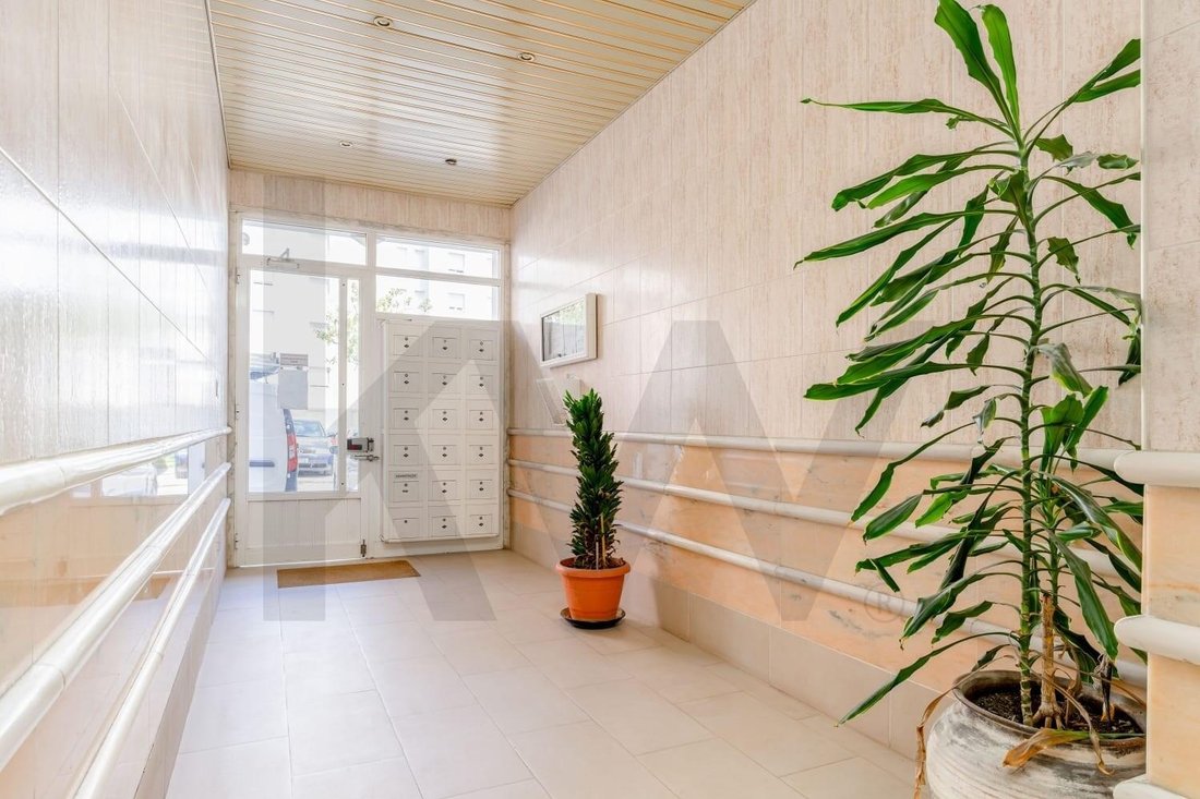 Apartamento en Corroios, Setúbal Municipality, Portugal 4 - 18826321