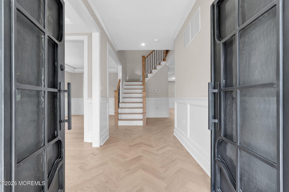 House in Marlboro Township, New Jersey, United States 5 - 18305863