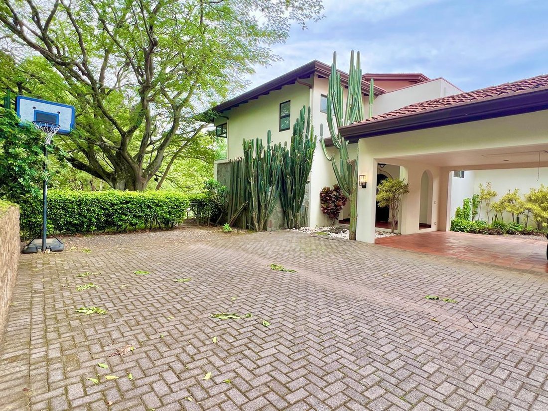 Condominio a Escazú, San José, Costa Rica 1 - 18822030