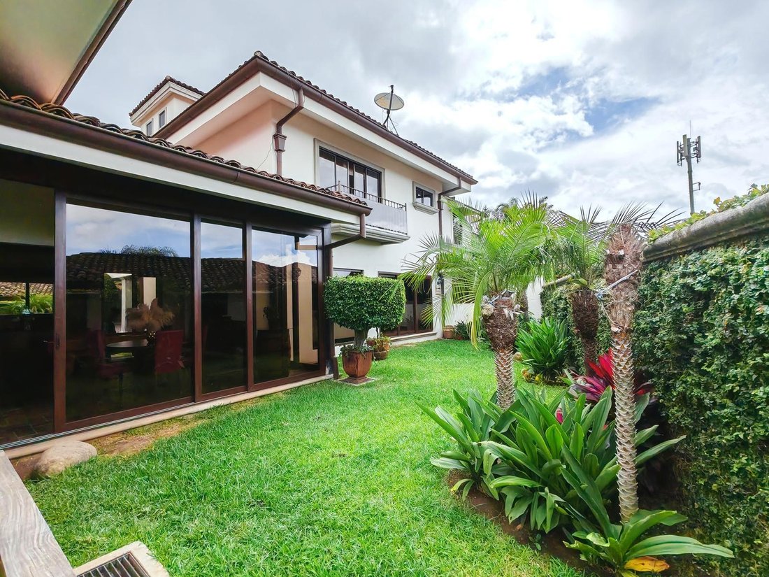 Condominio en Escazú, San José, Costa Rica 2 - 18822164