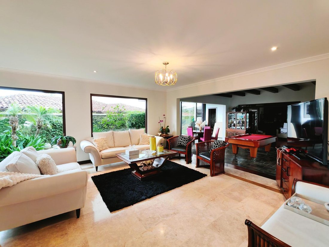 Condominio en Escazú, San José, Costa Rica 1 - 18822164