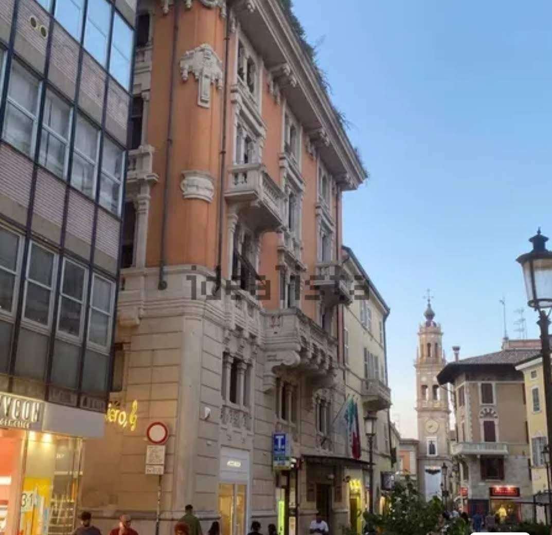 Apartamento en Centro, Parma, Emilia-Romaña 1 - 18823031