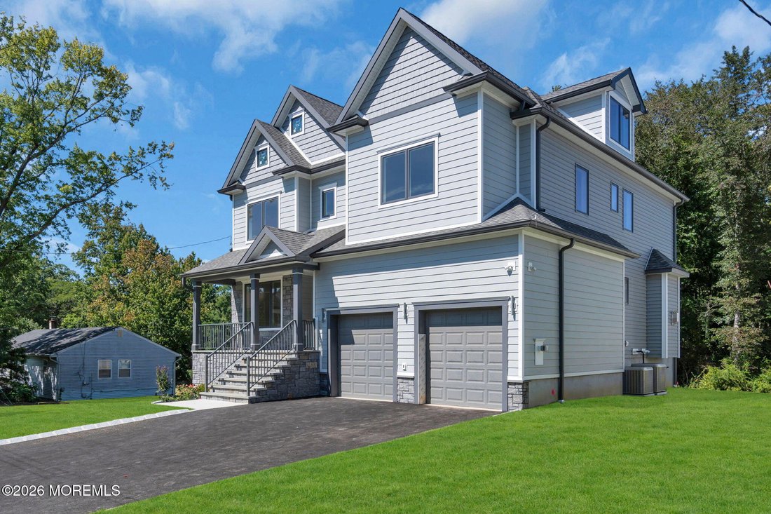House in Marlboro Township, New Jersey, United States 3 - 18305863