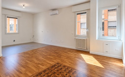 Apartment in Irnerio, Bologna, Italy 1