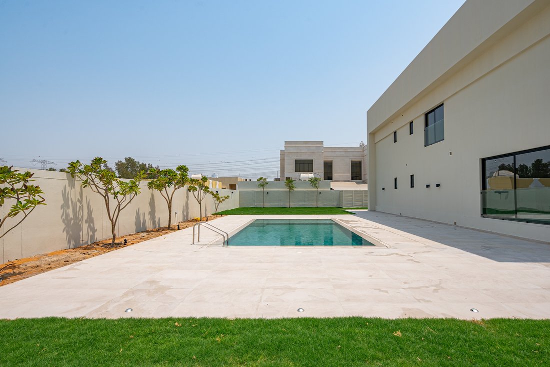 Villa in Al Wasl, Dubai, United Arab Emirates 2 - 18825884