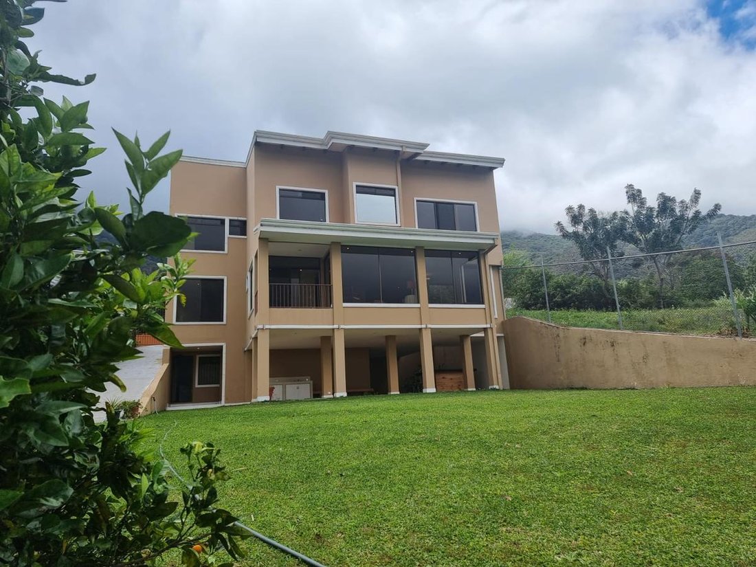 Casa en Escazú, San José, Costa Rica 1 - 18822001