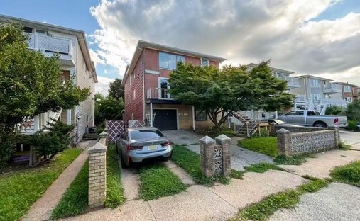 House in New York, New York, United States 1