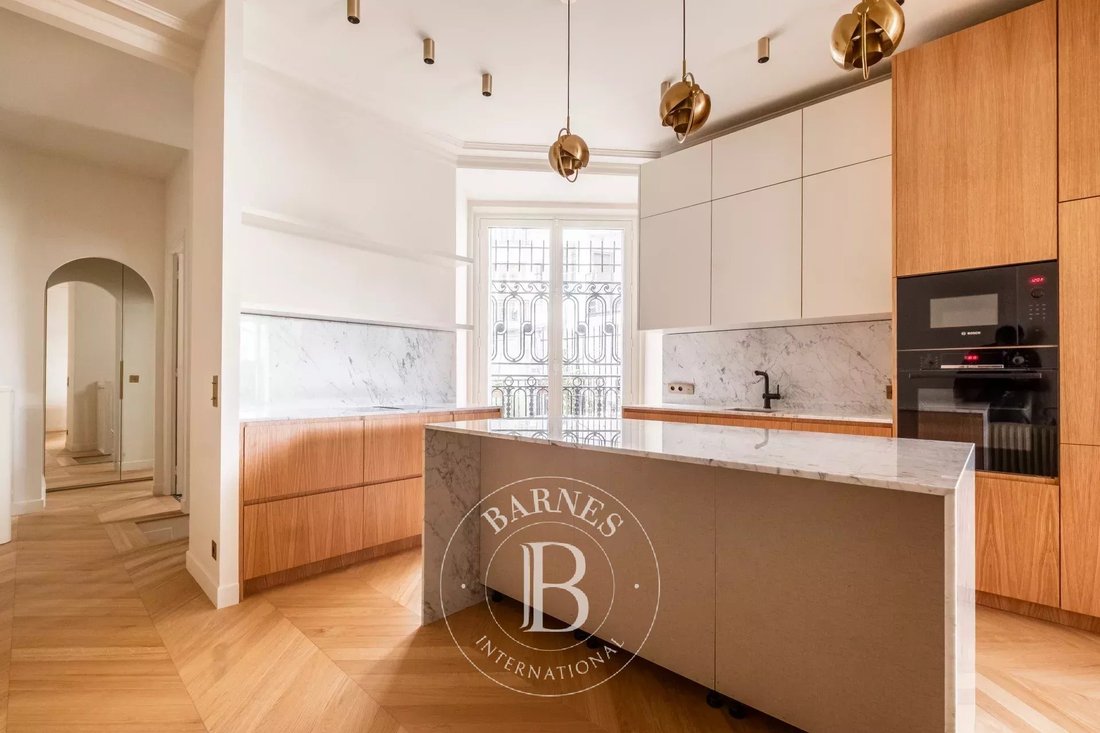 Appartement à Gros Caillou, Paris 7e Arrondissement, Paris 5 - 18821301