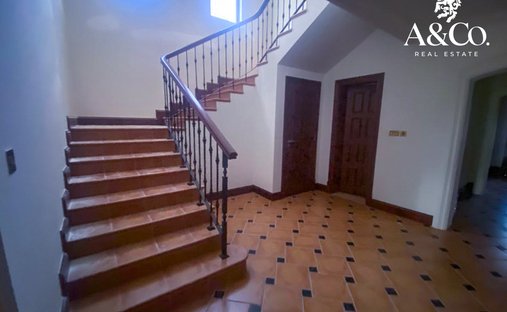 Villa in Al Wasl, Dubai, United Arab Emirates 1