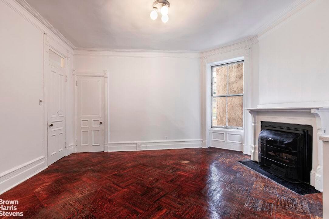 Co Op in New York, New York, United States 5 - 18824607