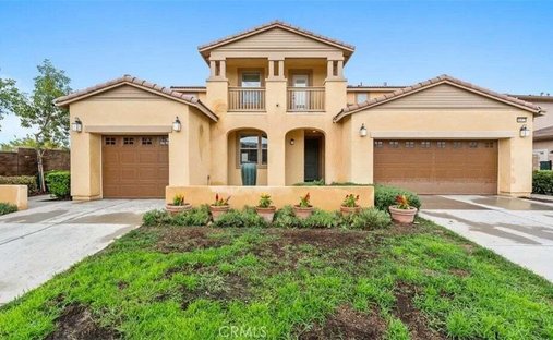 Casa a Fontana, California, Stati Uniti 1