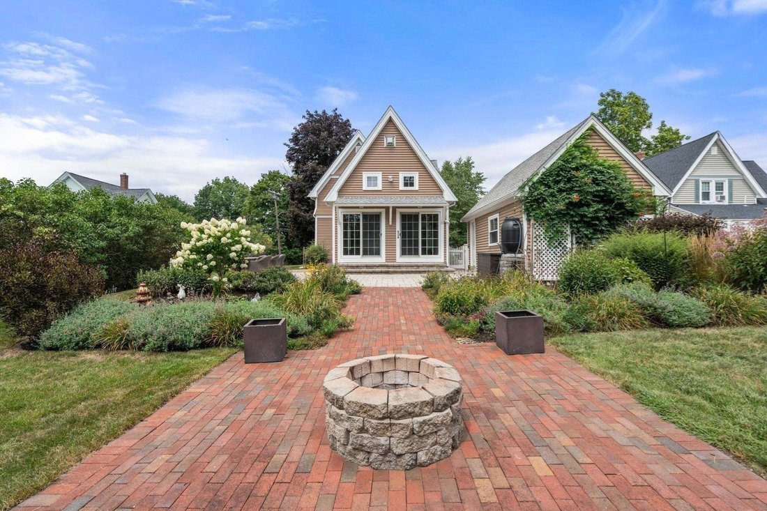 Casa a Walpole, Massachusetts, Stati Uniti 1 - 18824969