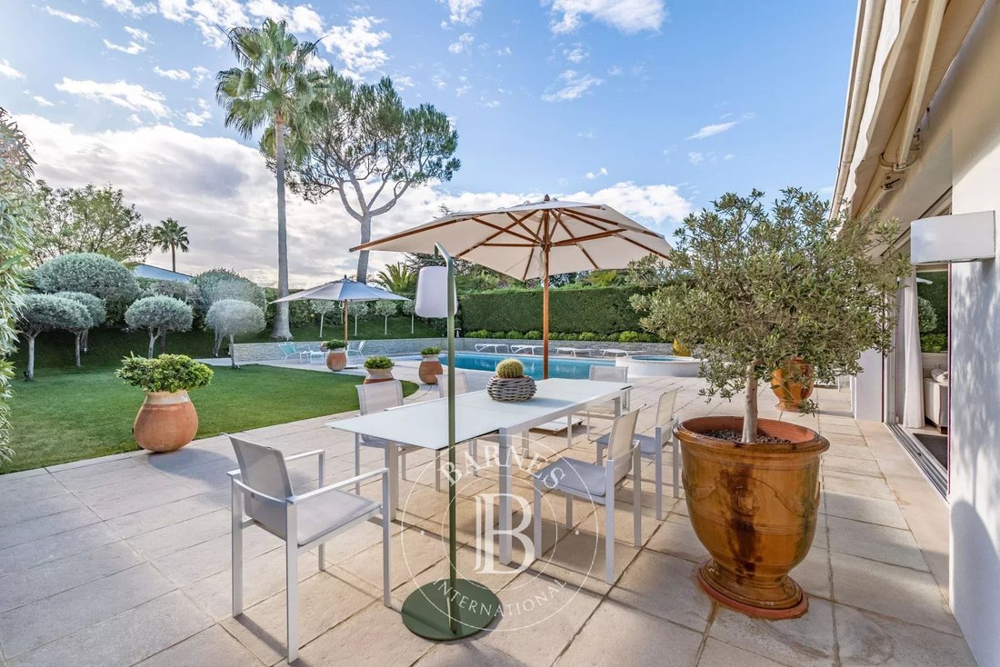 Villa en Vaug, Villeneuve-Loubet, Francia 3 - 18821627