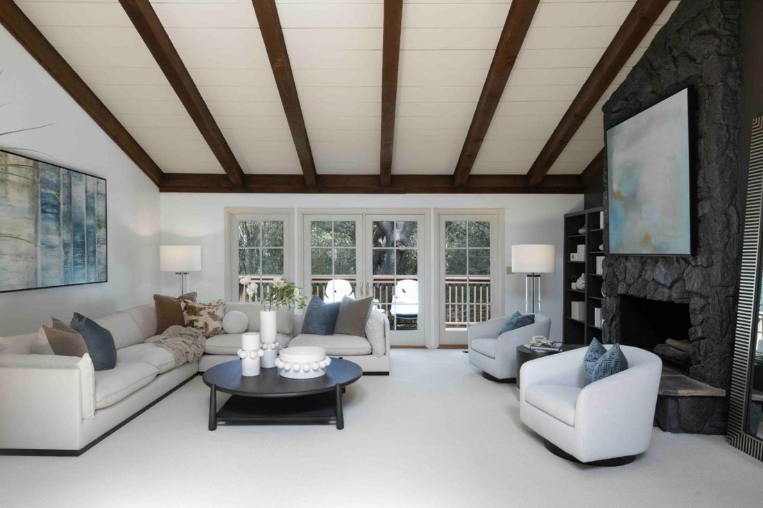 House in Los Altos Hills, California, United States 5 - 18823555