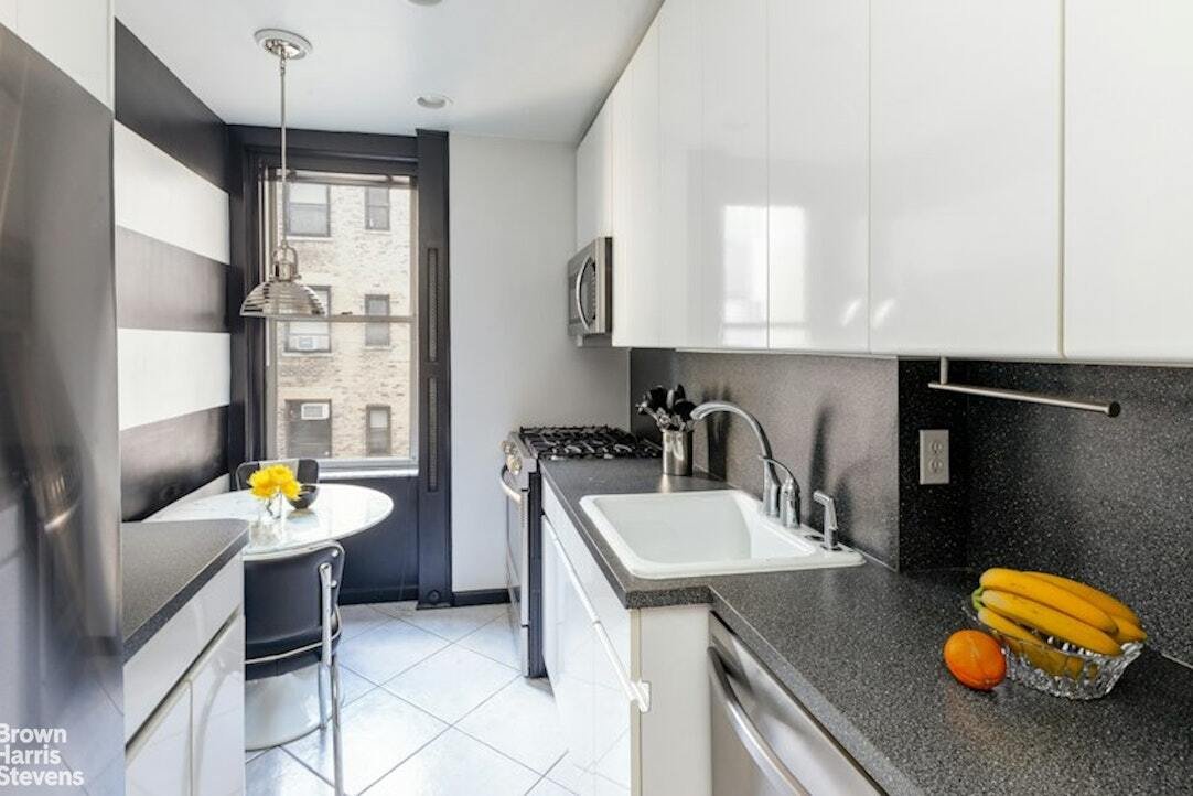 Co Op in New York, New York, United States 4 - 18824633