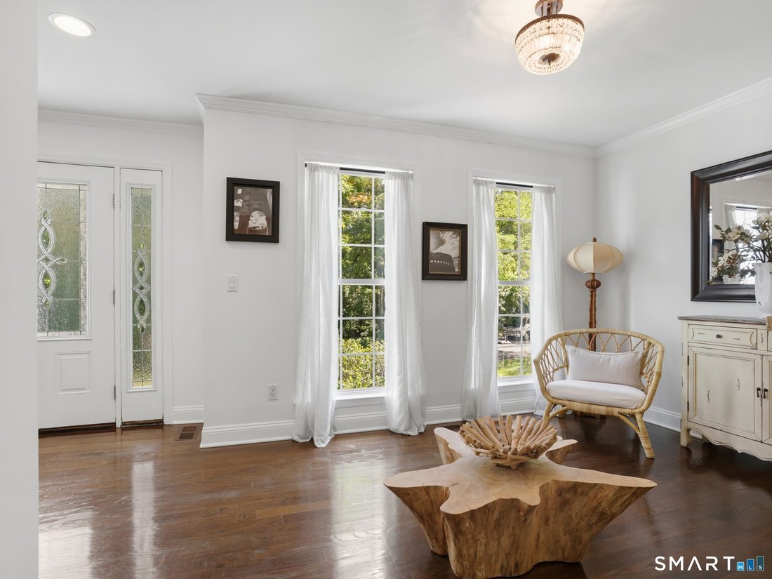 House in Stamford, Connecticut, United States 3 - 18826435