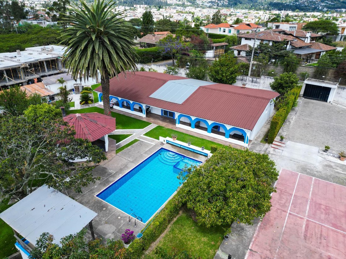 Casa en Quito, Pichincha, Ecuador 2 - 18824548