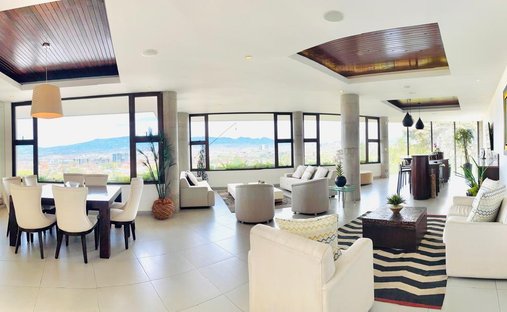 Casa en Escazú, San José, Costa Rica 1