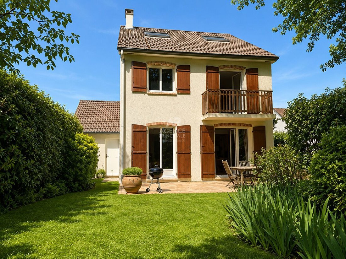 Haus in Forêt, Saint-Germain-en-Laye, Frankreich 2 - 18821918