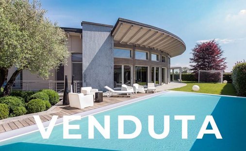 Villa a Carugate, Lombardia, Italia 1