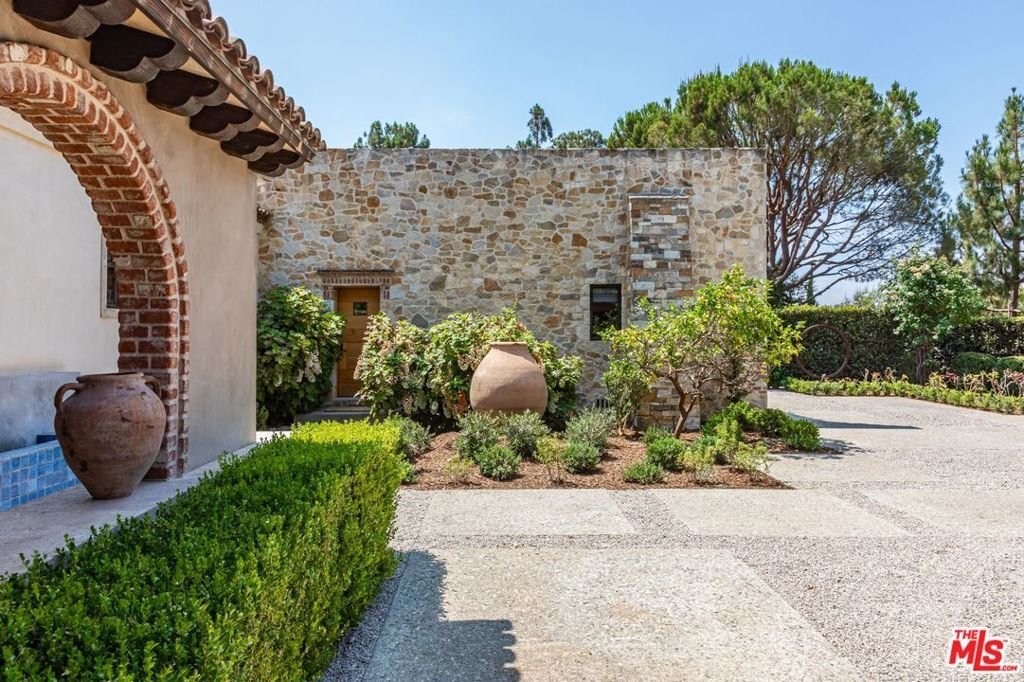 House in Beverly Hills, California, United States 4 - 18823370