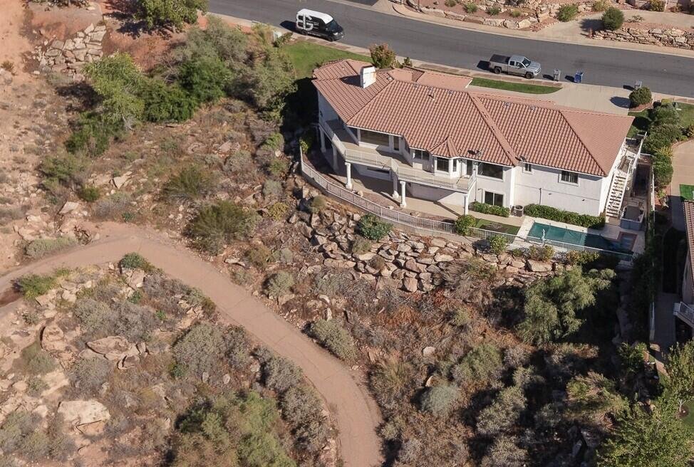 St. George, Utah, United States 5 - 18824561
